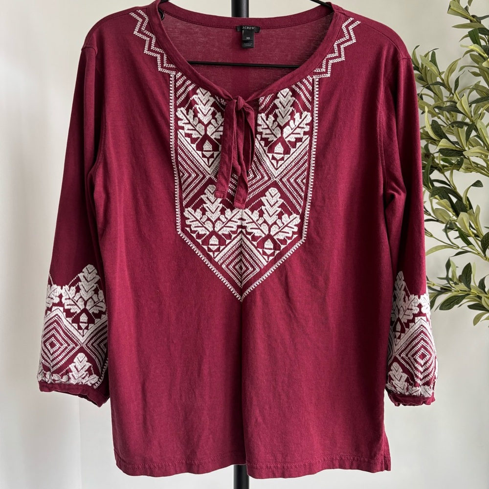 • [J. Crew] Embroidered 3/4 Sleeve •